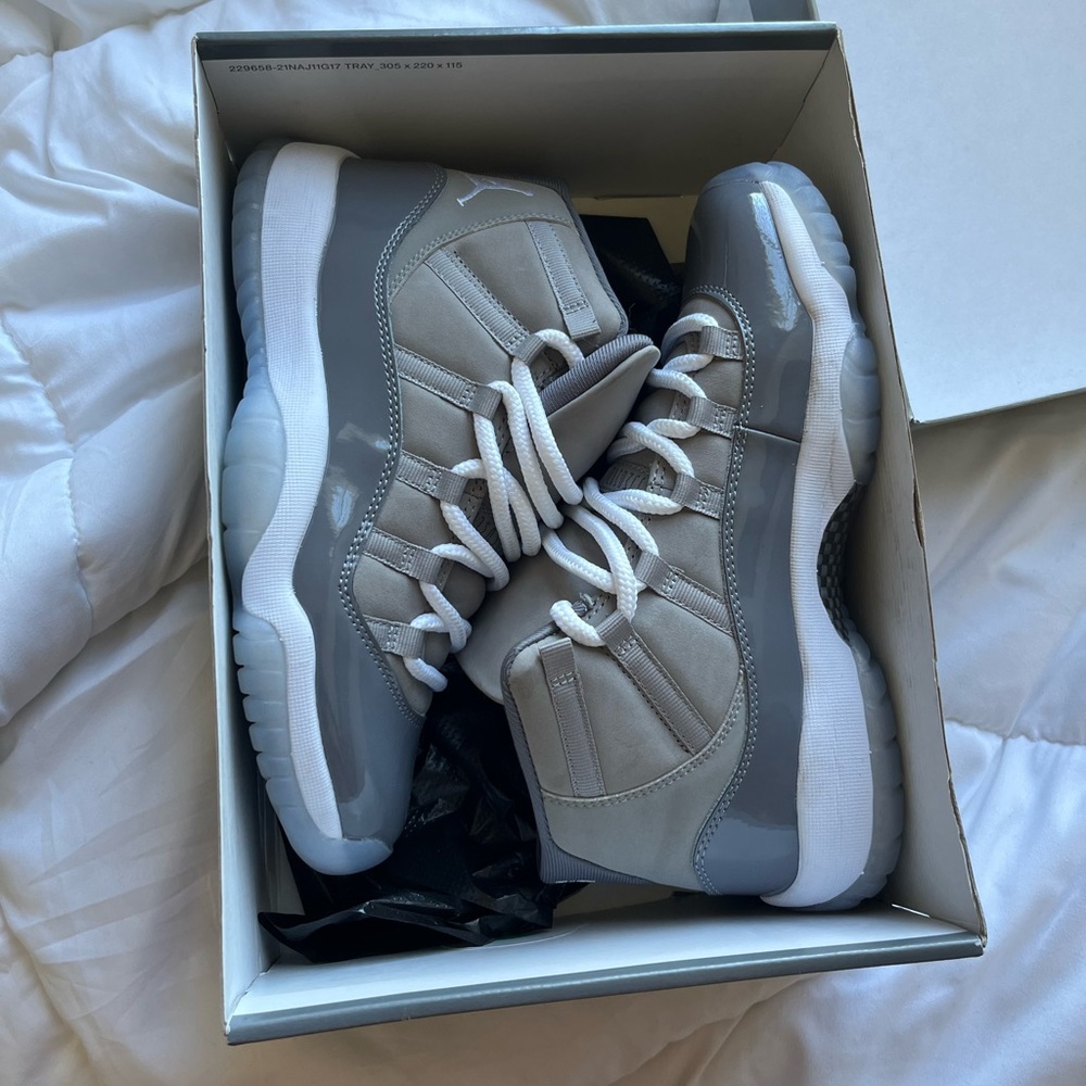 Jordan Cool Grey 11, Size 6 1/2,Like new